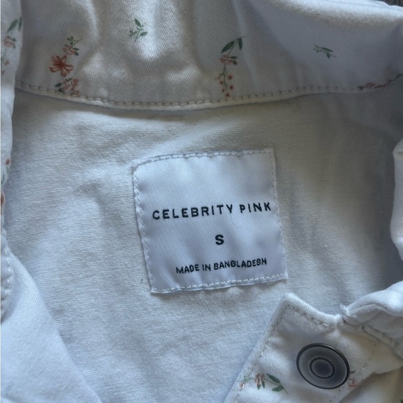 Celebrity Pink Floral Button-Up Top - Picture 3 of 7